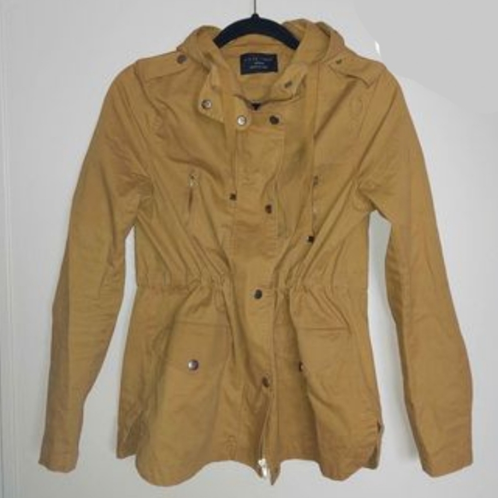 🌻5/$25 Woman's jacket